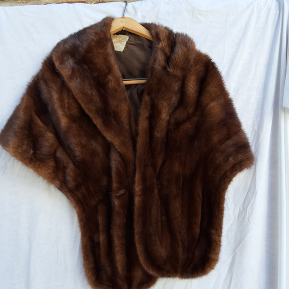 Vintage Mink stole/ shawl - Picture 9 of 16